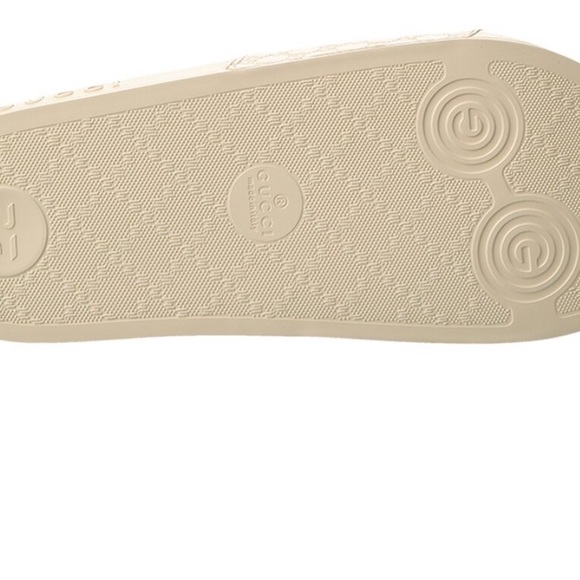 Gucci Microguccisima Rubber Pool Slides - Picture 4 of 9